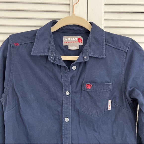 ARIAT FR BUTTON UP WOMENS SIZE SMALL - Picture 2 of 8